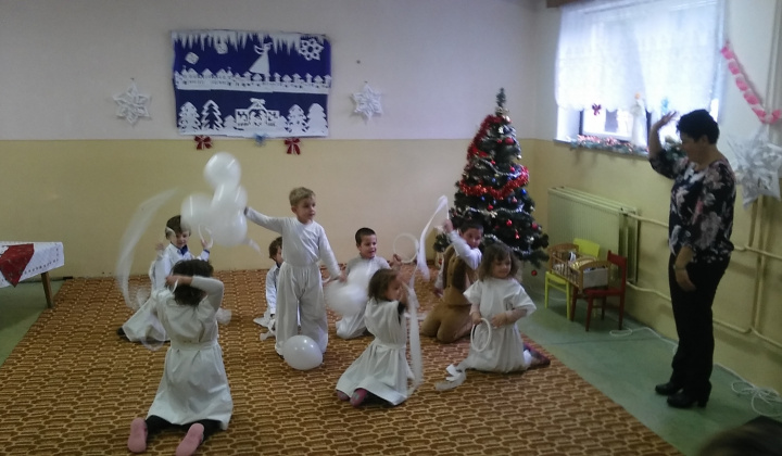 Óvodások karácsonyi müsora 2017ben